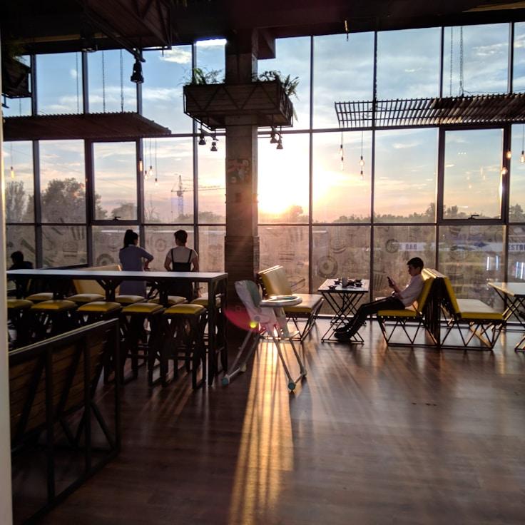 Family-friendly shopping and daily life in Italy